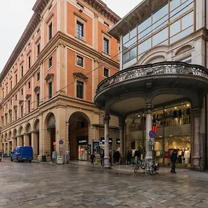 A Due Passi Da Piazza Maggiore 4 Appartamento